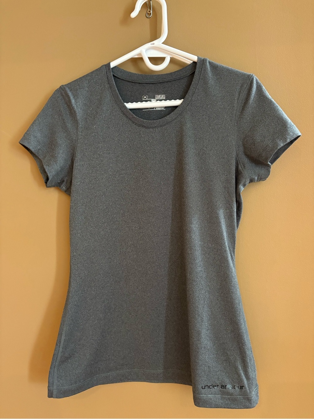 Under Armour Women's Short Sleeve Crew Neck Performance Tee - Gray